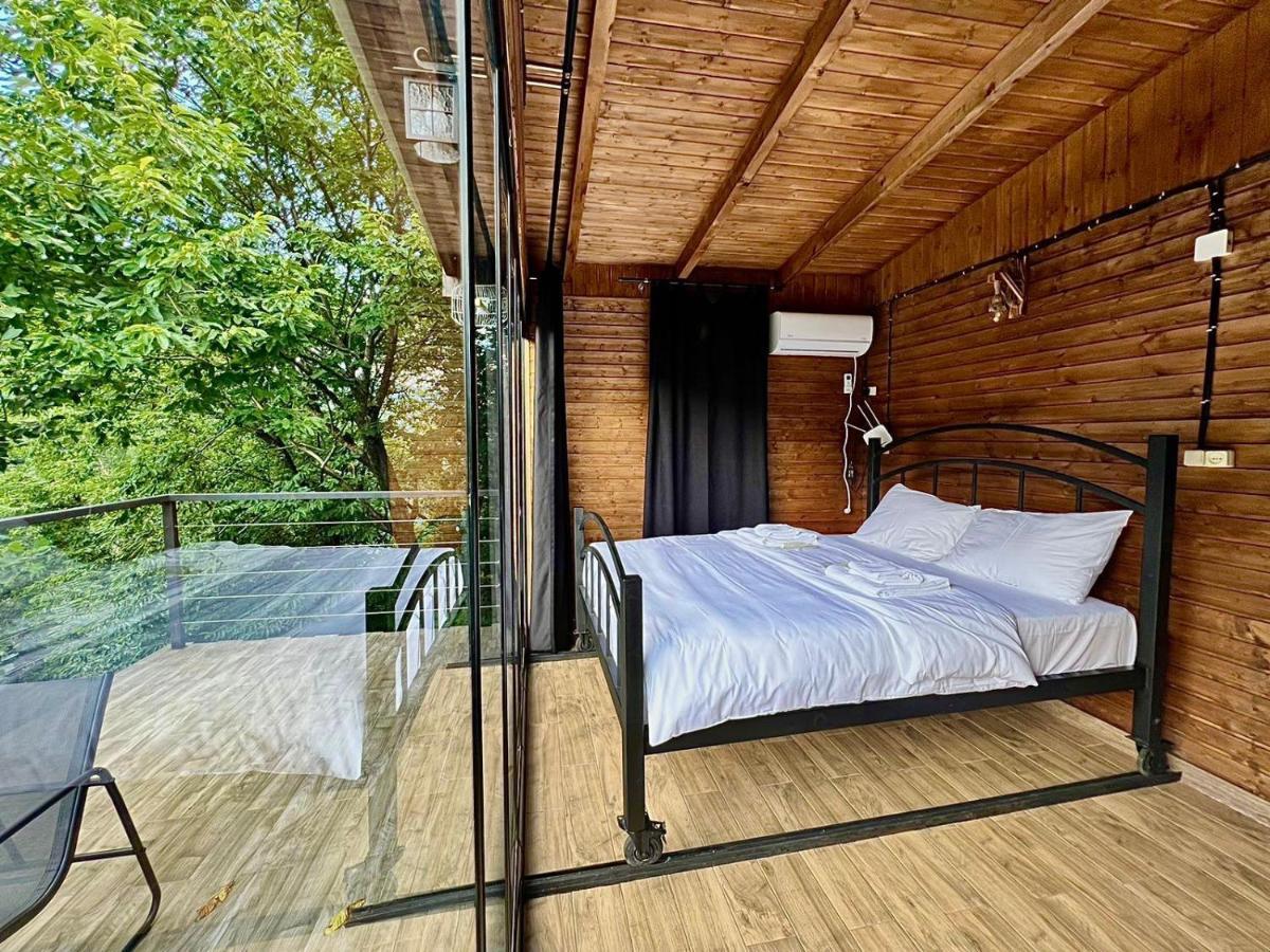 Hotel Woodpecker Georgia à Batoumi Extérieur photo