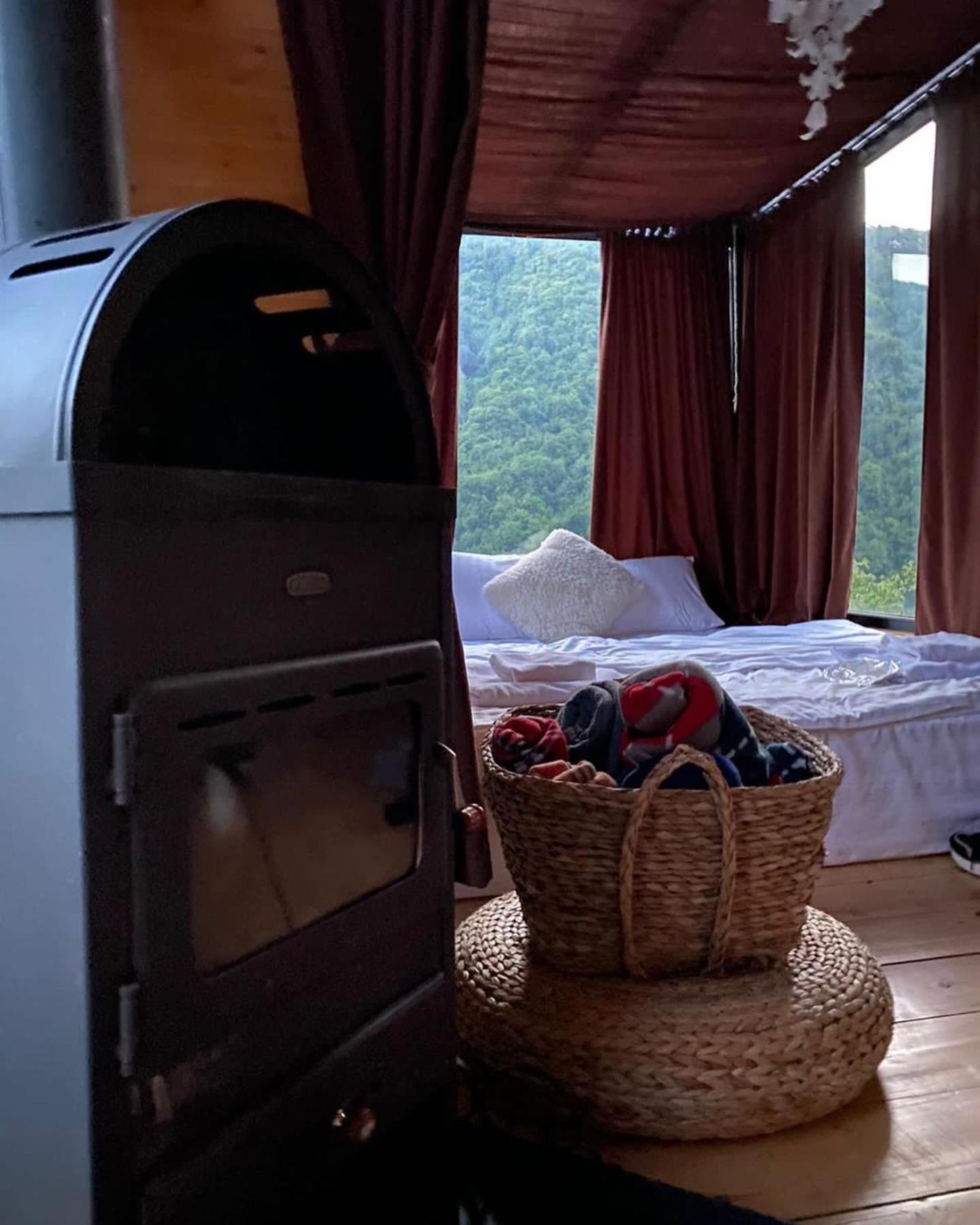 Hotel Woodpecker Georgia à Batoumi Extérieur photo